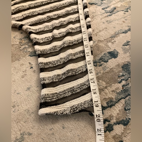 A02 Mind Code Top Hi Low Dolman Half Sleeve Mesh Sheer Knit Shirt Striped Small - Picture 6 of 7